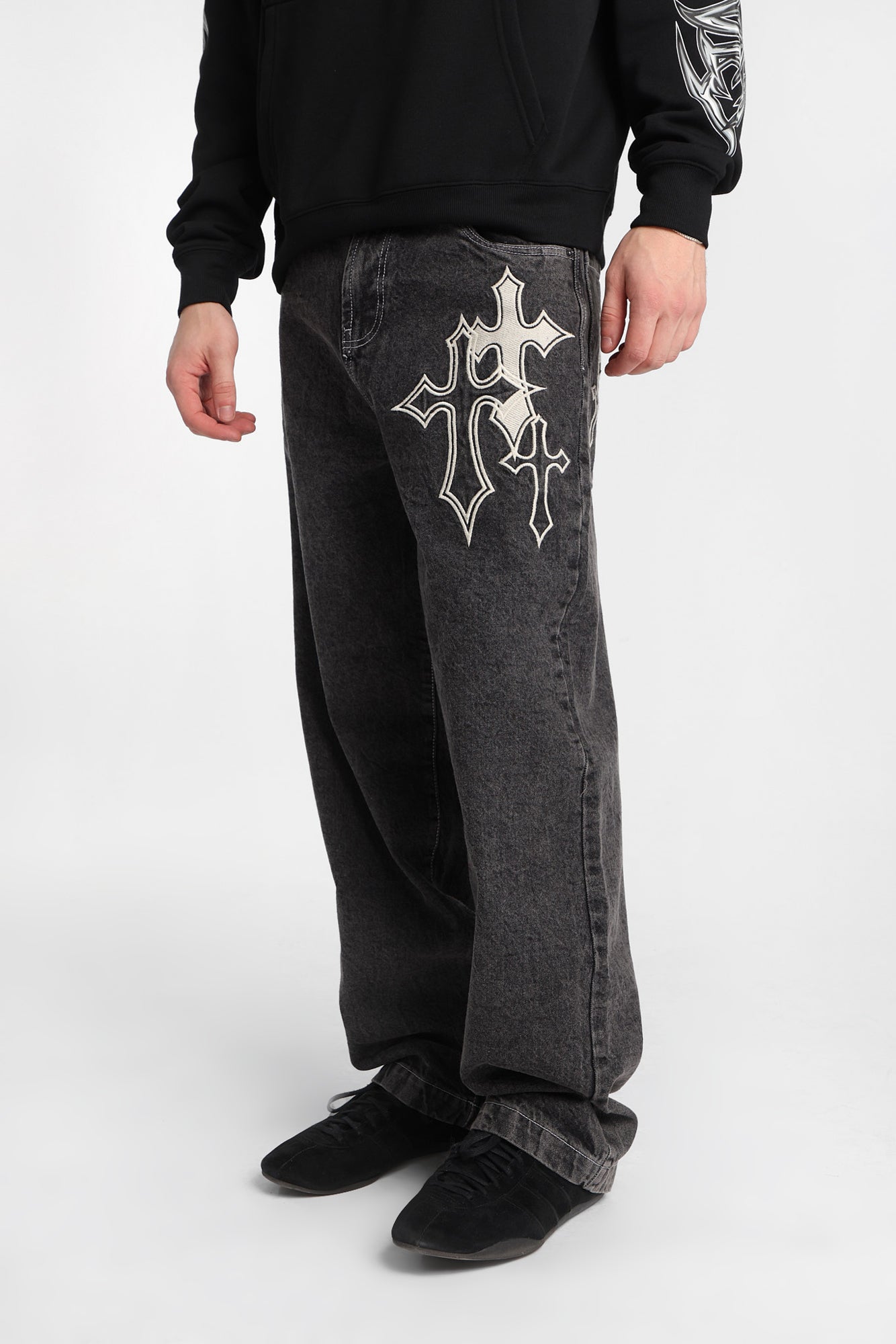 Baggy Skater Embroidered Jeans