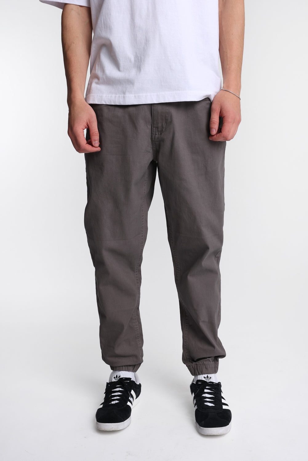 Relaxed Twill Jogger Relaxed Twill Jogger