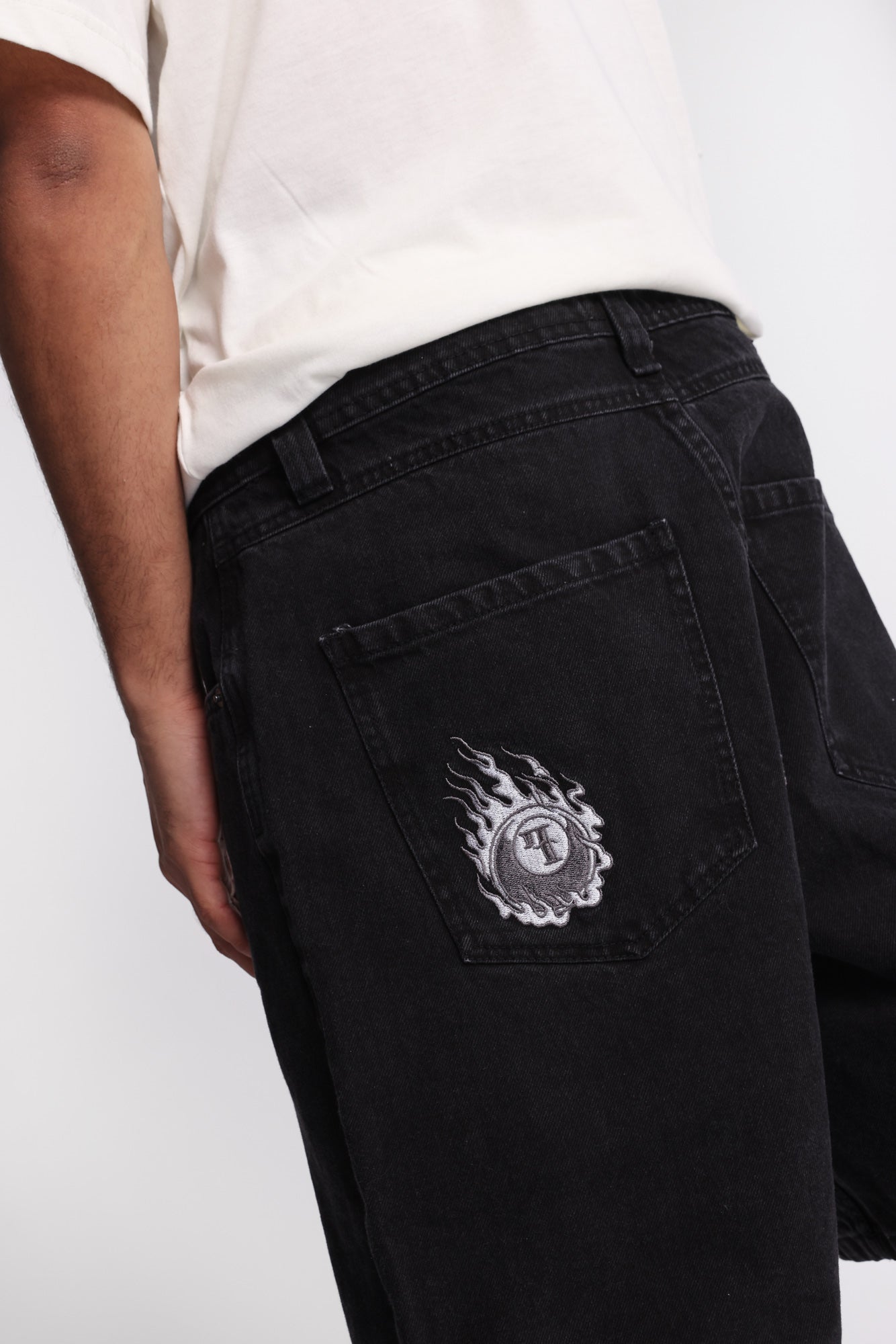 Loose Embroidered Denim Shorts