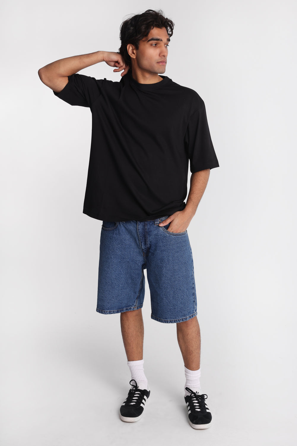 Loose Embroidered Denim Shorts Loose Embroidered Denim Shorts