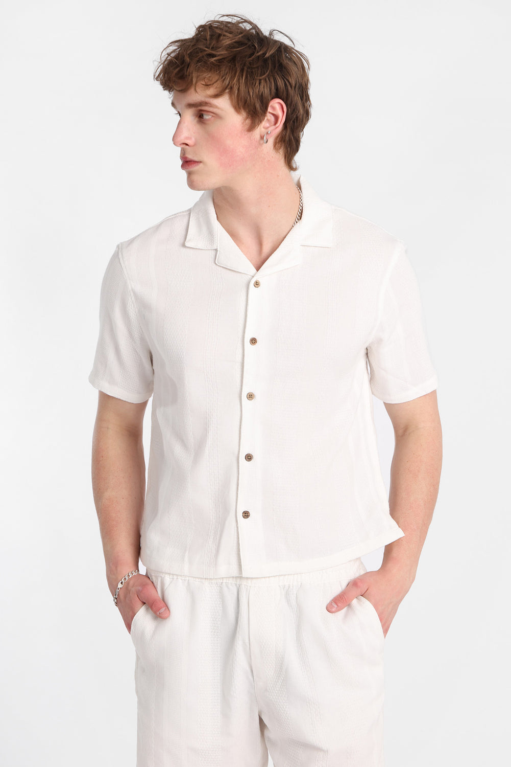 Chemise boutonnée texturée à rayures Chemise boutonnée texturée à rayures