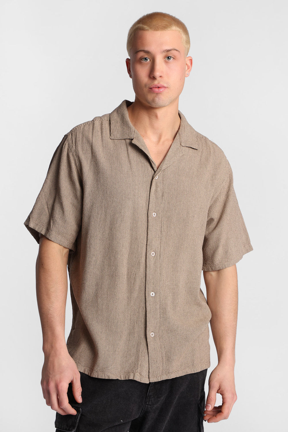 Linen-Blend Short Sleeve Striped Shirt Linen-Blend Short Sleeve Striped Shirt
