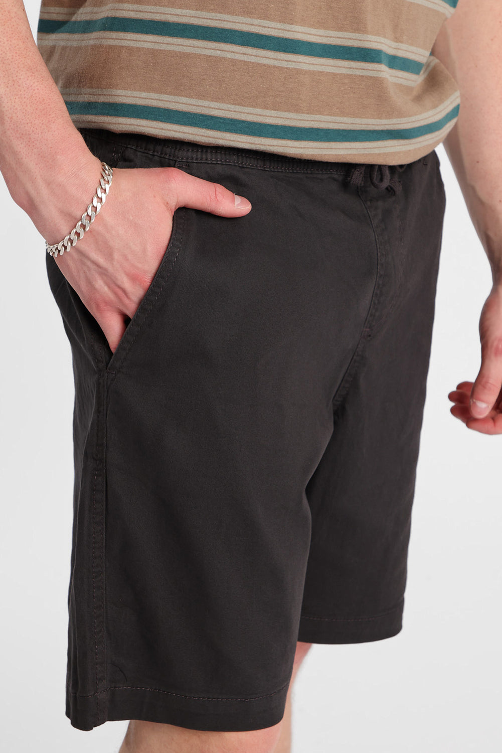 Twill Shorts 9