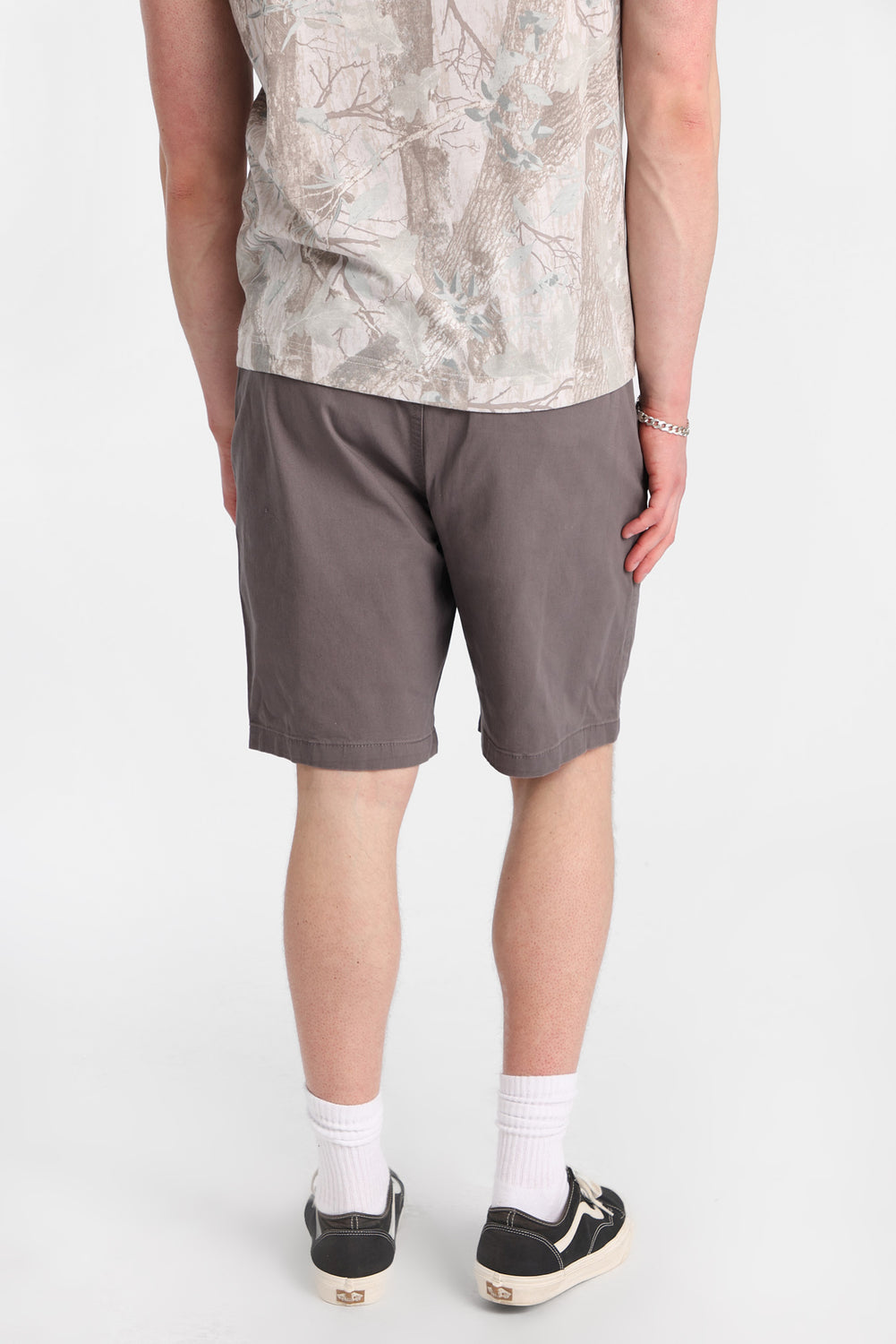 Twill Shorts 9
