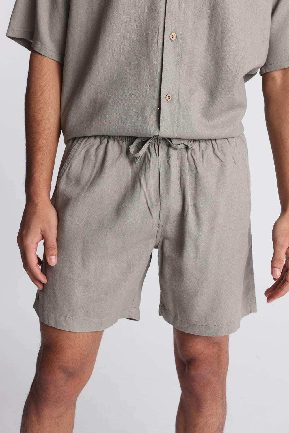 Short en mélange de lin 7 po Short en mélange de lin 7 po