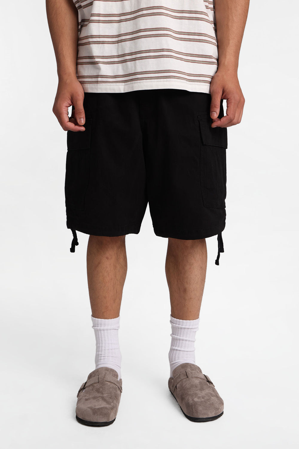 Multi-Pocket Loose Twill Shorts Multi-Pocket Loose Twill Shorts