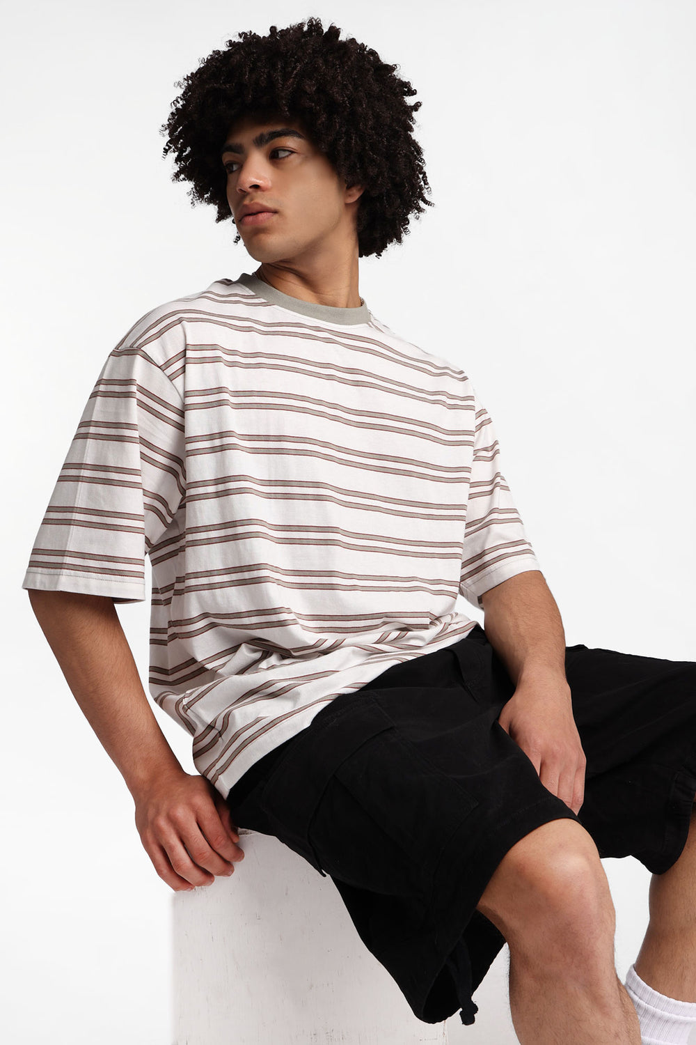 Multi-Pocket Loose Twill Shorts Multi-Pocket Loose Twill Shorts