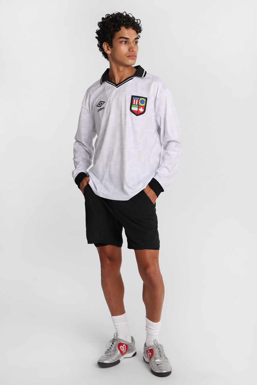 Maillot polo à manches longues Umbro World's Game Maillot polo à manches longues Umbro World's Game