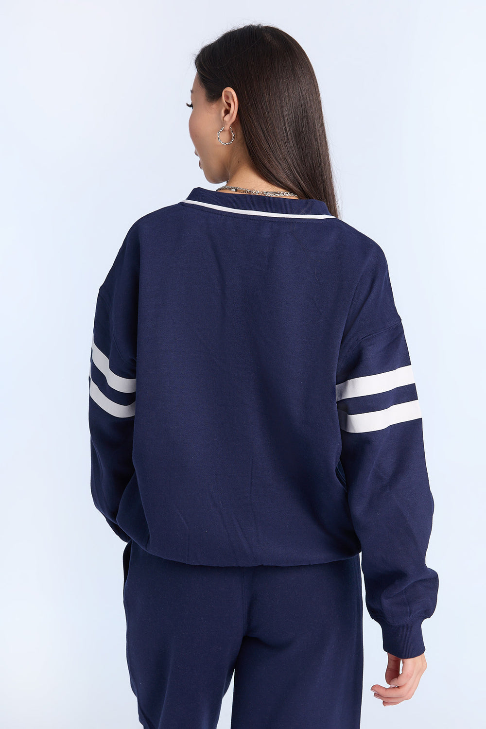 Graphic V-Neck Sweatshirt Graphic V-Neck Sweatshirt