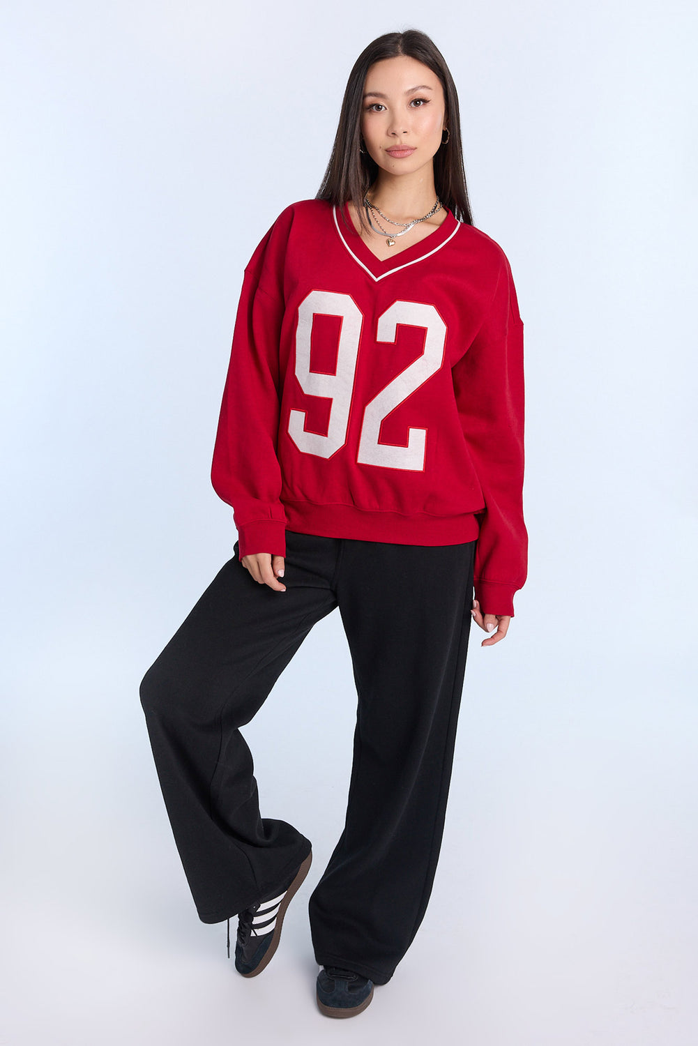 Graphic V-Neck Sweatshirt Graphic V-Neck Sweatshirt