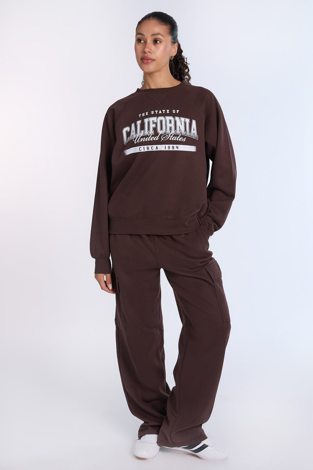 Graphic Raglan Sleeve Crewneck Sweatshirt Graphic Raglan Sleeve Crewneck Sweatshirt