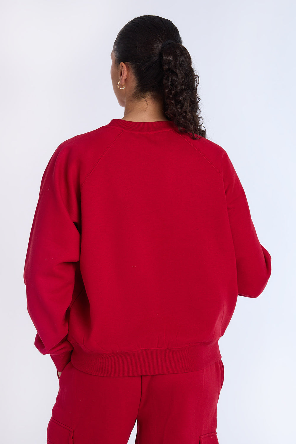 Graphic Raglan Sleeve Crewneck Sweatshirt Graphic Raglan Sleeve Crewneck Sweatshirt