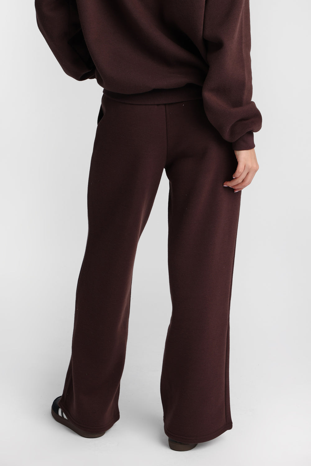 Pantalon en molleton à jambe large en mélange de coton Pantalon en molleton à jambe large en mélange de coton