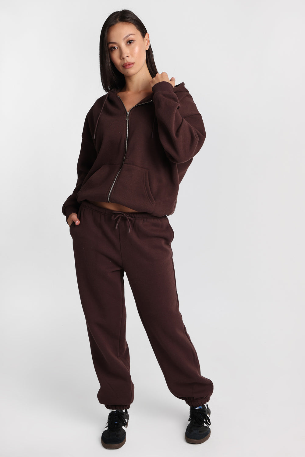 Pantalon de jogging en molleton à jambe large en mélange de coton Pantalon de jogging en molleton à jambe large en mélange de coton