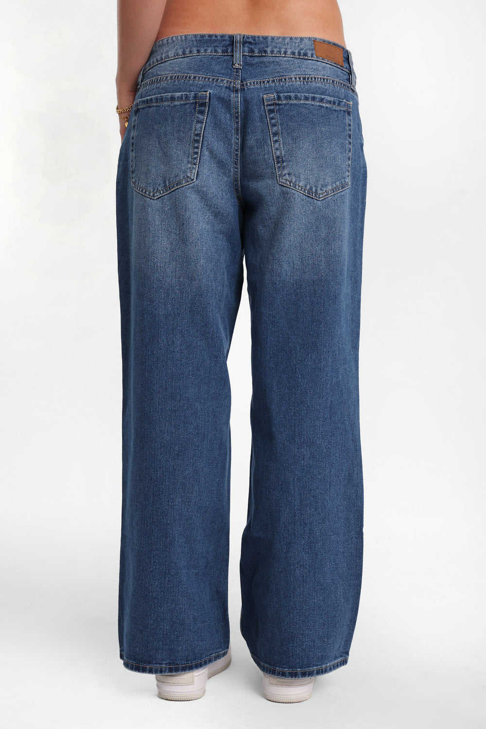 Chloe Low-Rise Baggy Jeans Chloe Low-Rise Baggy Jeans