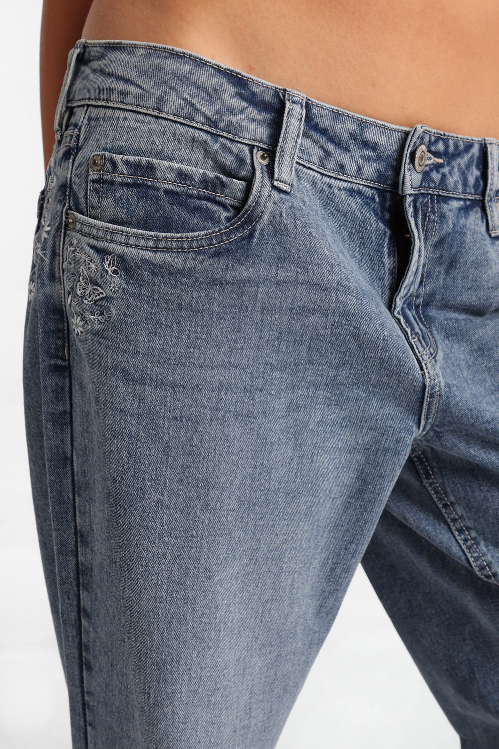 Chloe Butterfly Embroidered Low Rise Baggy Jeans Chloe Butterfly Embroidered Low Rise Baggy Jeans