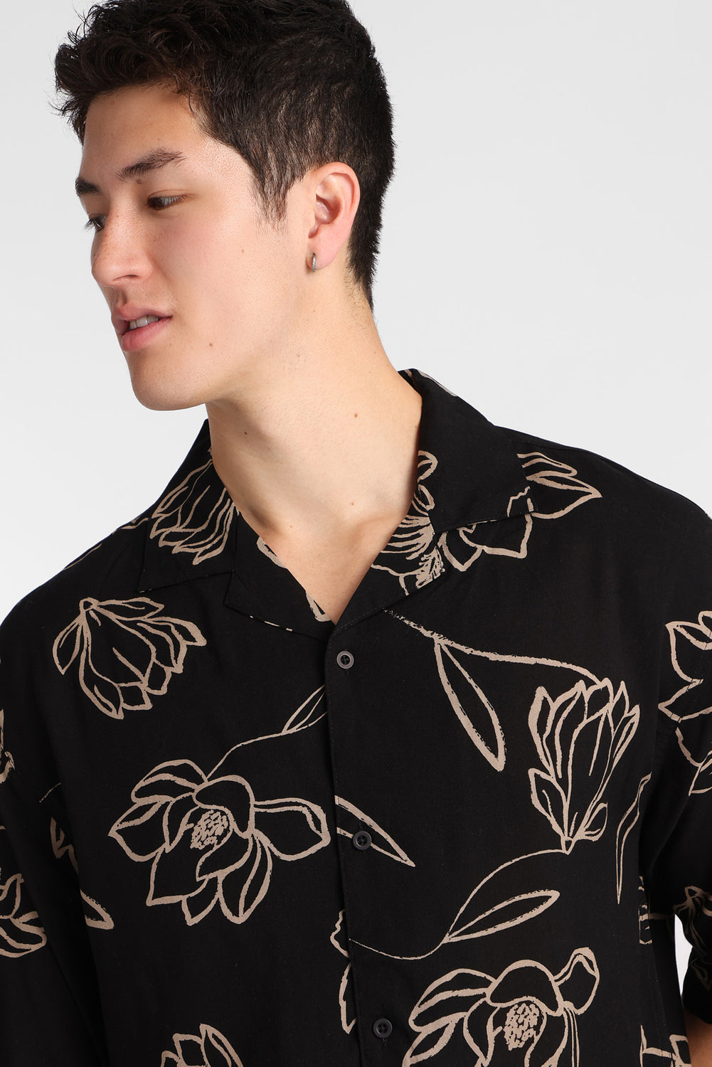 Chemise boutonnée à imprimé floral Chemise boutonnée à imprimé floral