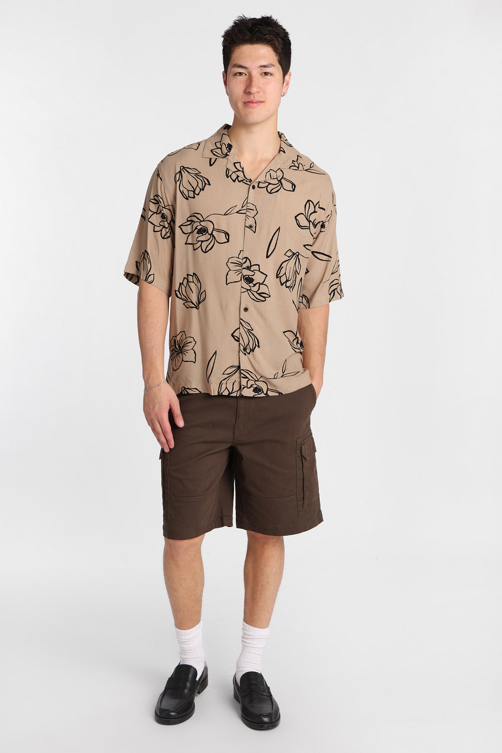 Chemise boutonnée à imprimé floral Chemise boutonnée à imprimé floral