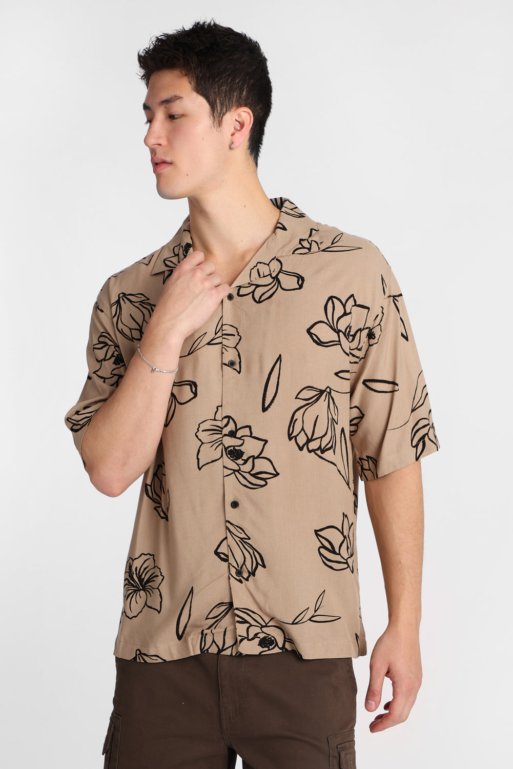 Chemise boutonnée à imprimé floral Chemise boutonnée à imprimé floral