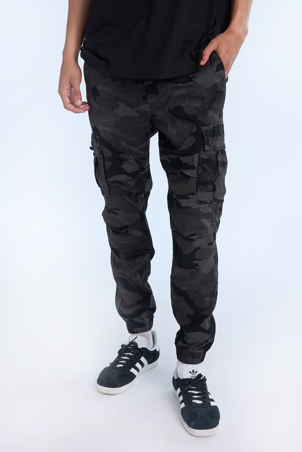 Mens Relaxed Cargo Jogger Mens Relaxed Cargo Jogger