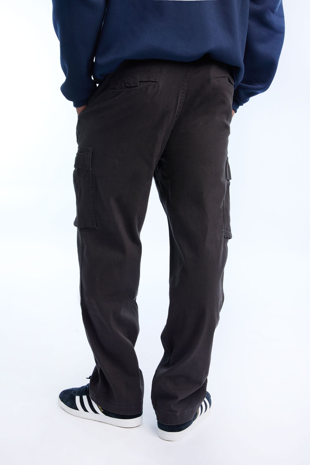 Pantalon cargo en sergé ultra ample homme Pantalon cargo en sergé ultra ample homme