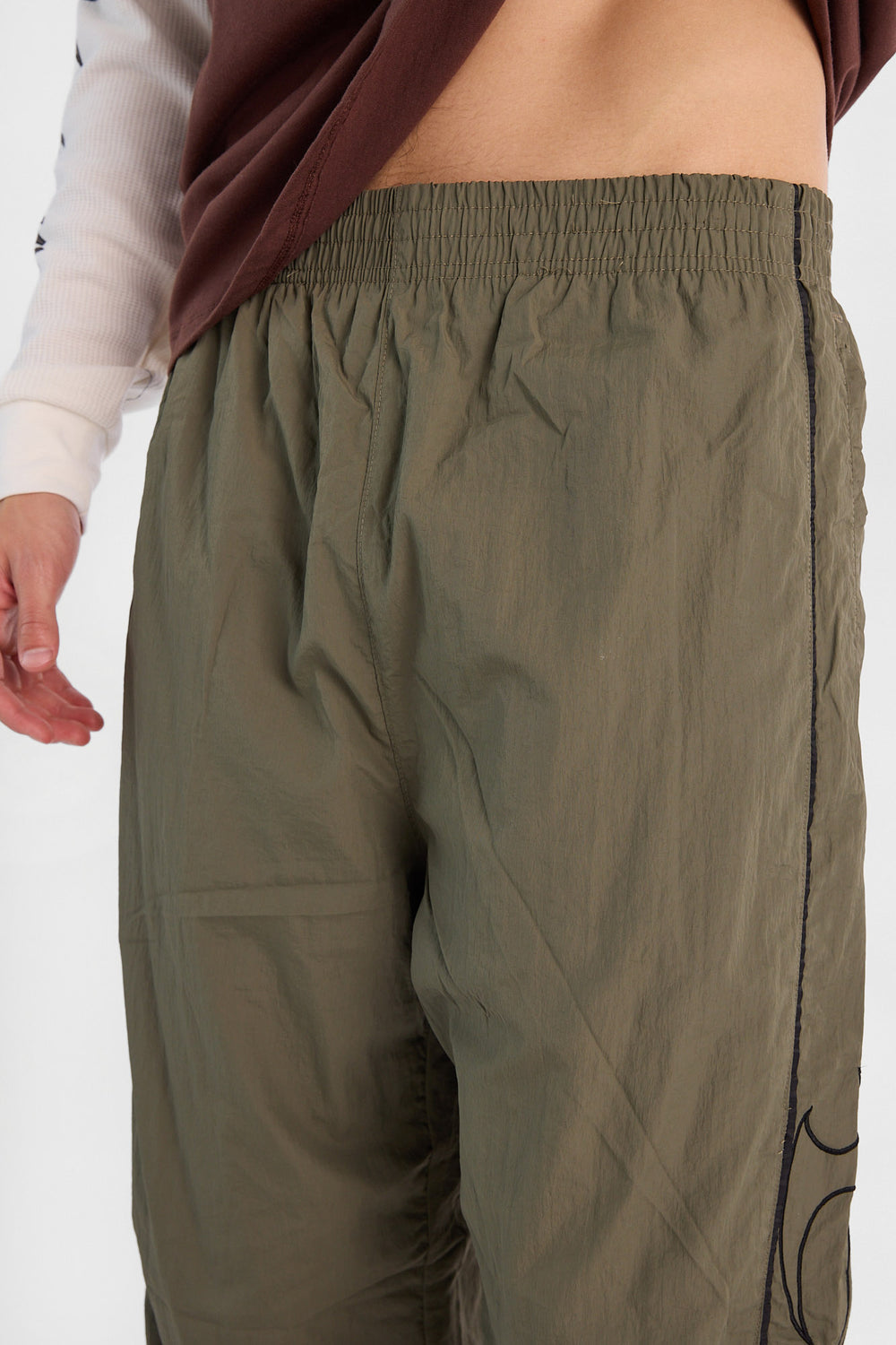Pantalon de survêtement en nylon ample Arsenic Pantalon de survêtement en nylon ample Arsenic