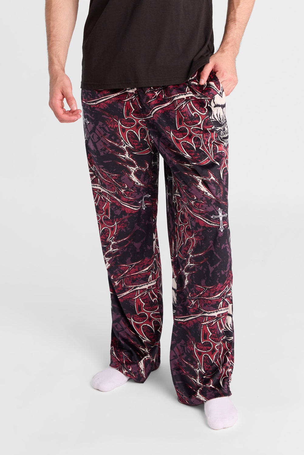 Pantalon de pyjama à imprimé de crânes et de croix Arsenic Pantalon de pyjama à imprimé de crânes et de croix Arsenic