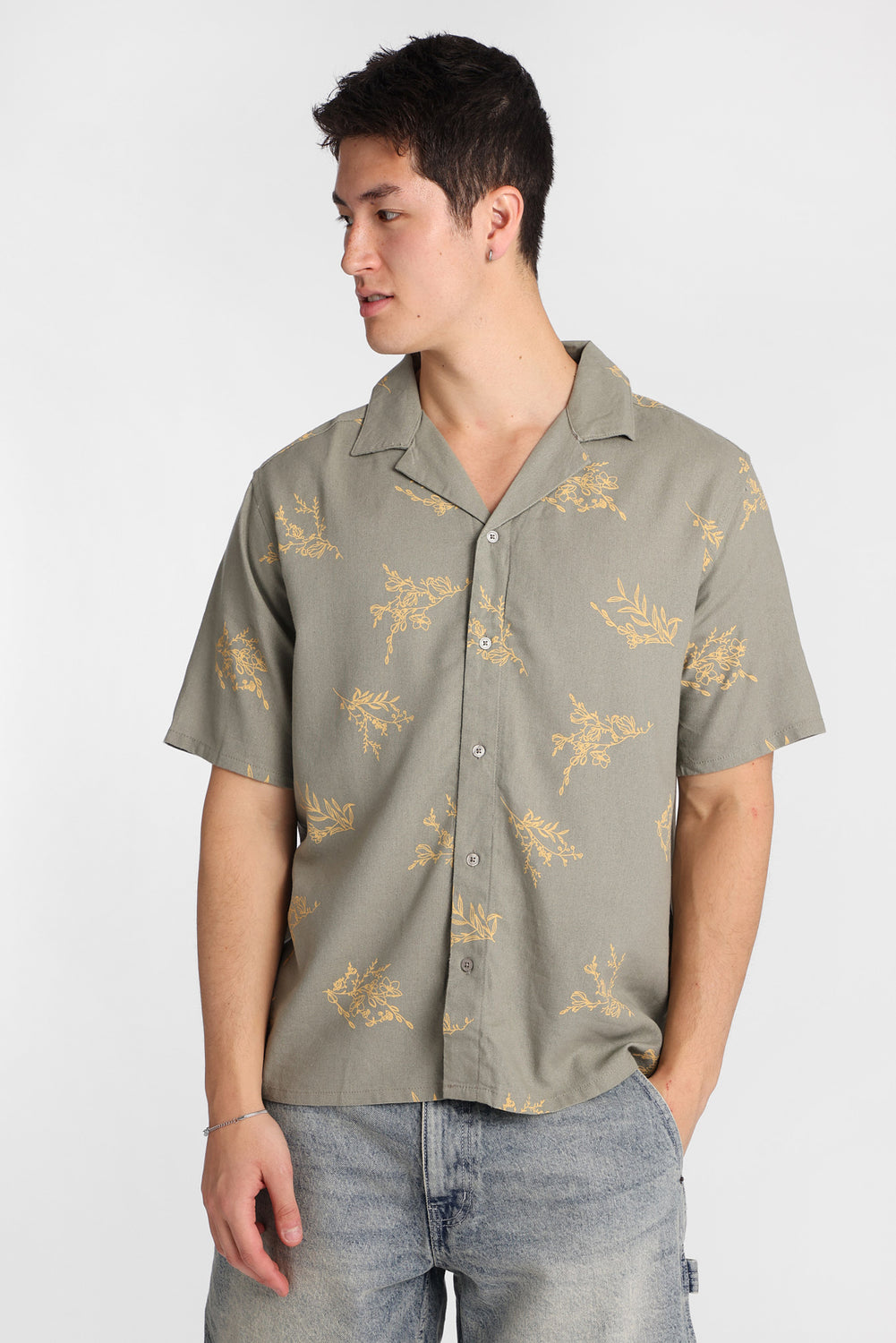 Chemise boutonnée à imprimé floral Chemise boutonnée à imprimé floral