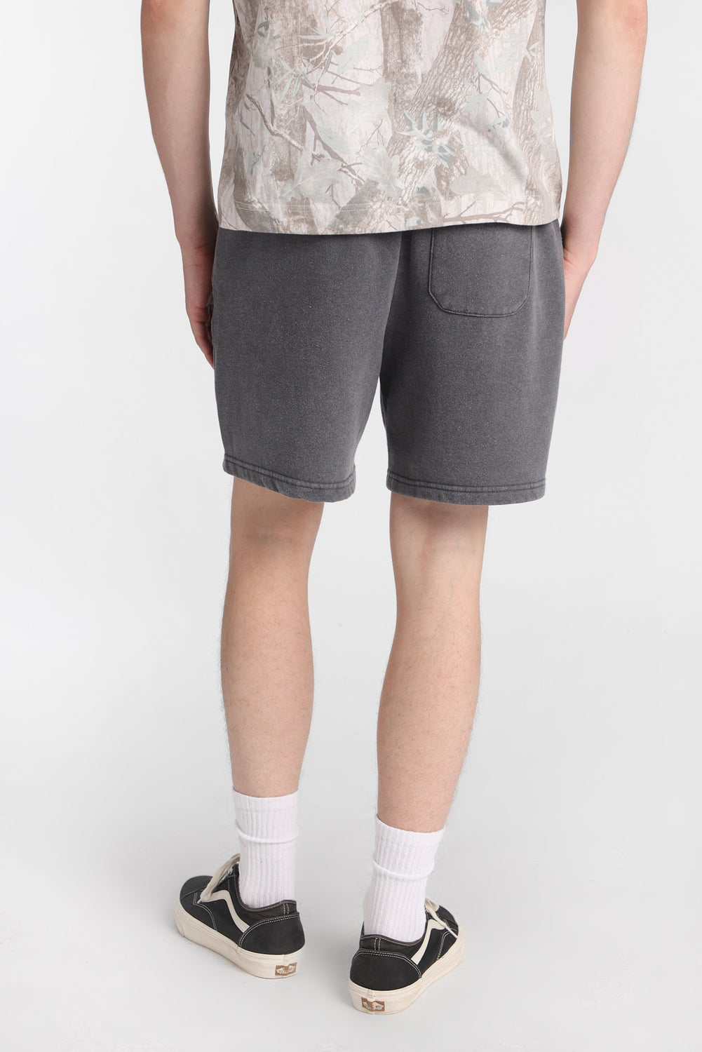 Short en molleton délavé Short en molleton délavé