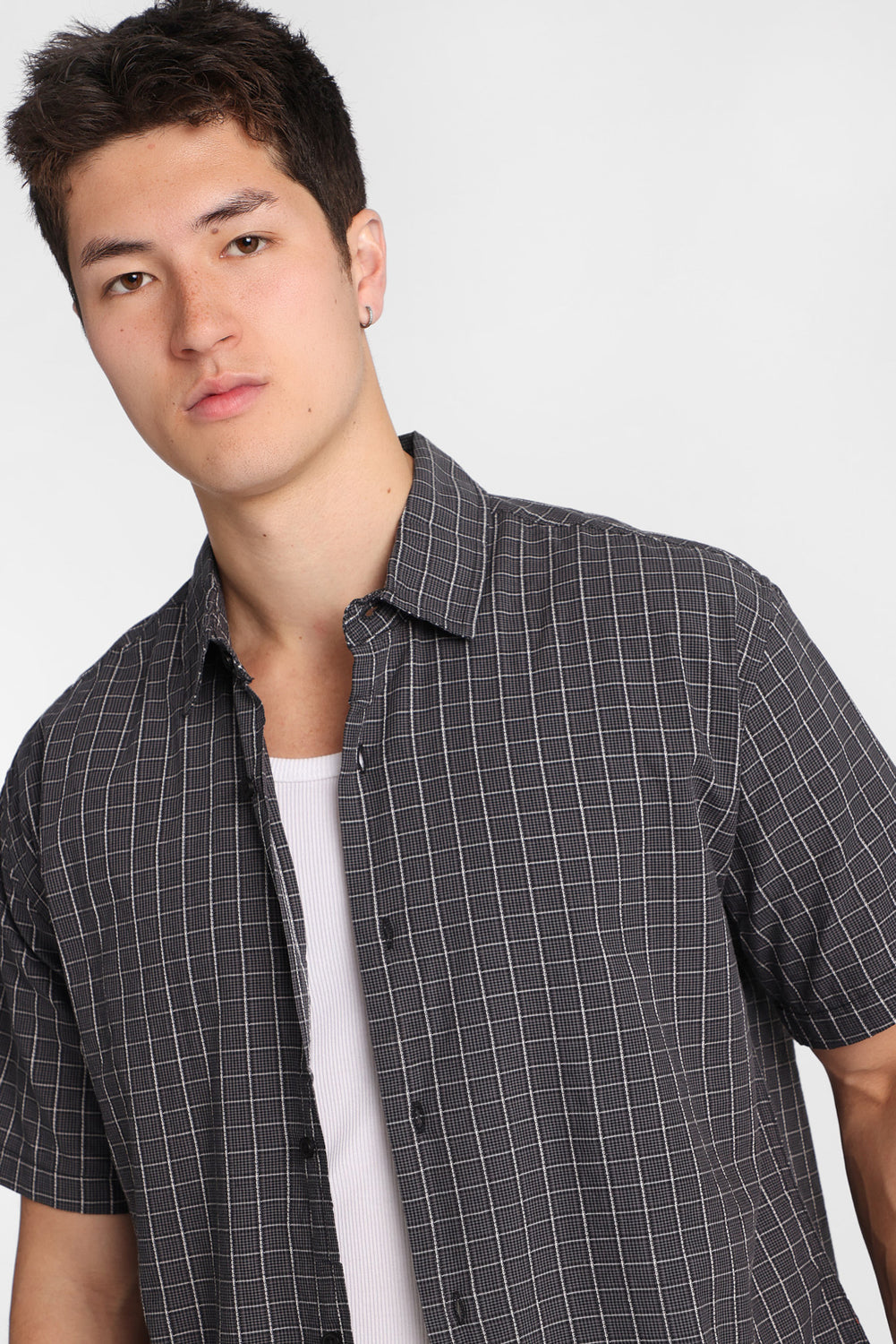 Cropped Plaid Short Sleeve Button-Up Shirt Cropped Plaid Short Sleeve Button-Up Shirt