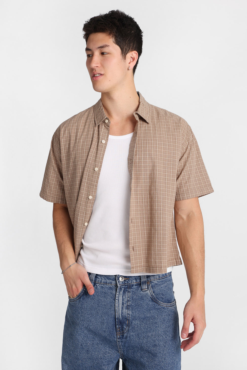 Cropped Plaid Short Sleeve Button-Up Shirt Cropped Plaid Short Sleeve Button-Up Shirt