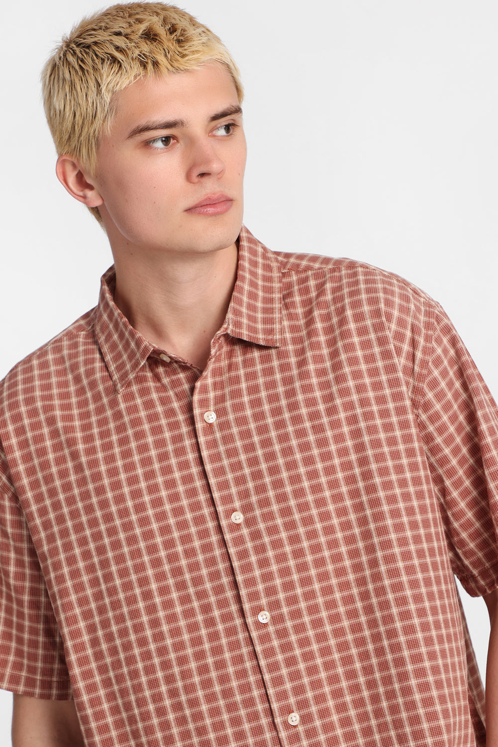 Cropped Plaid Short Sleeve Button-Up Shirt Cropped Plaid Short Sleeve Button-Up Shirt