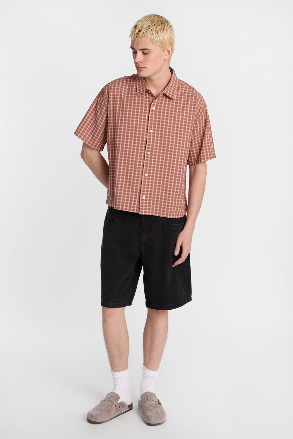 Cropped Plaid Short Sleeve Button-Up Shirt Cropped Plaid Short Sleeve Button-Up Shirt