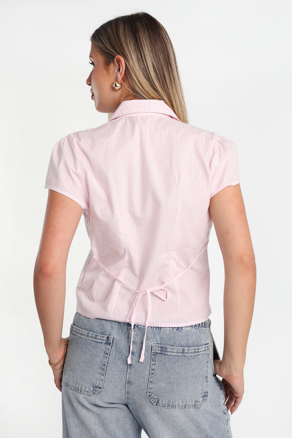 Chemise en popeline de coton à nouer au dos Chemise en popeline de coton à nouer au dos