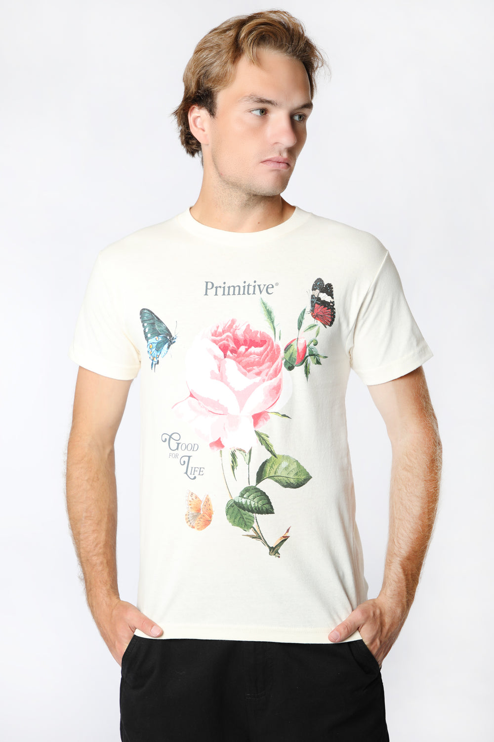 T-Shirt Essence Primitive T-Shirt Essence Primitive