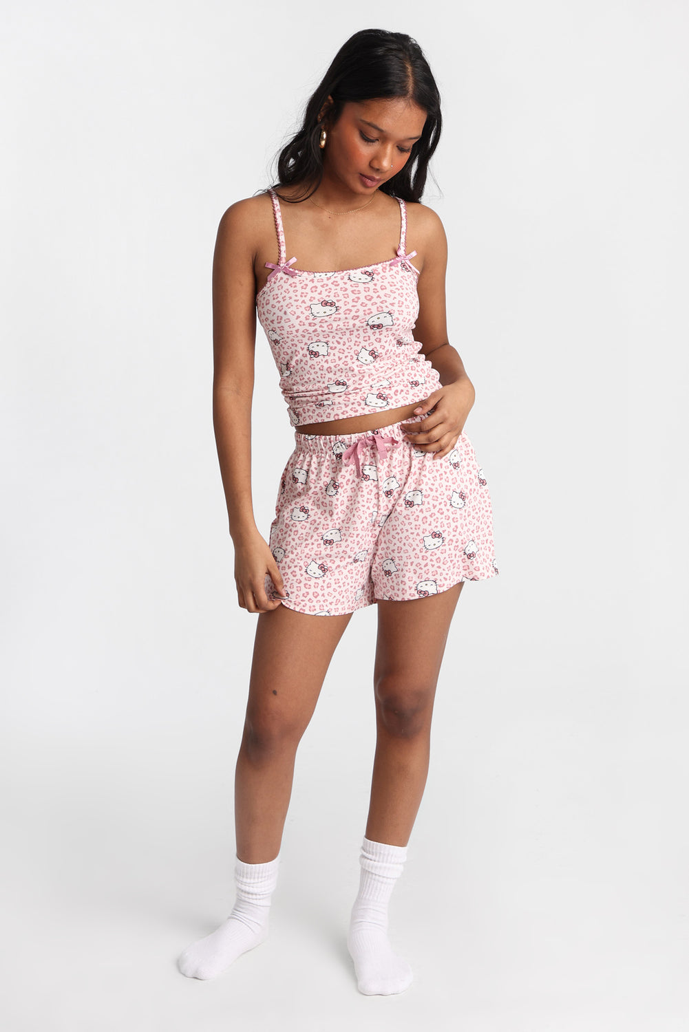 Ensemble camisole et short pyjama imprimé léopard Hello Kitty Ensemble camisole et short pyjama imprimé léopard Hello Kitty