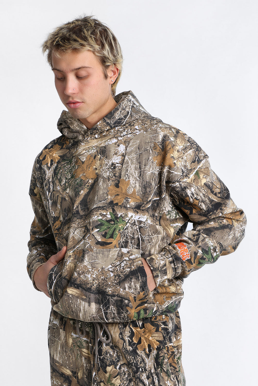 Zoo York Embroidered Tree Camouflage Hoodie Zoo York Embroidered Tree Camouflage Hoodie