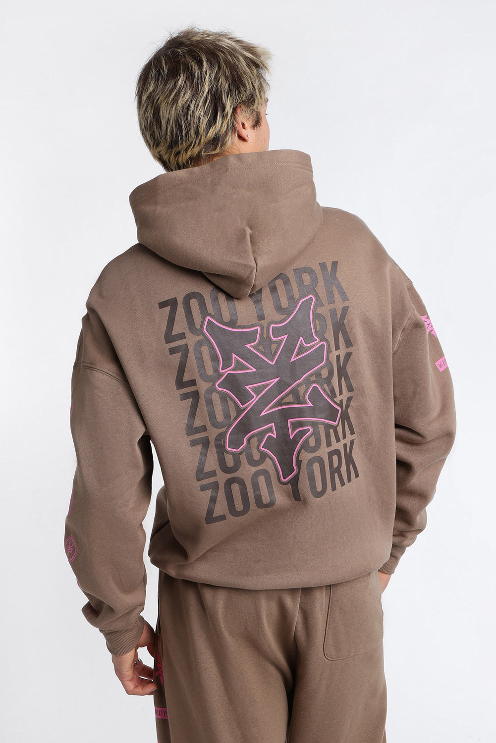 Zoo York Contrast Logo Hoodie Zoo York Contrast Logo Hoodie