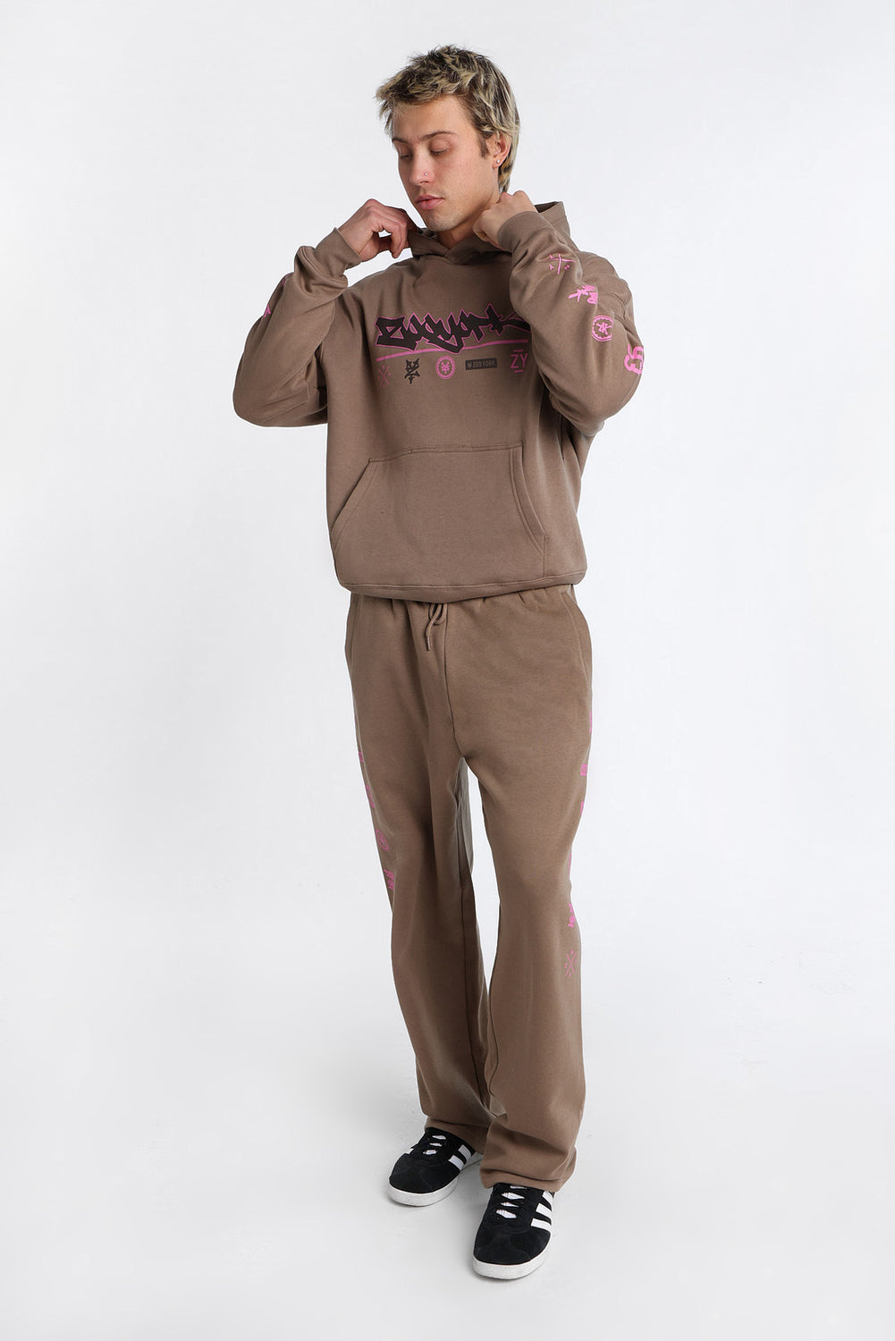 Zoo York Contrast Logo Hoodie Zoo York Contrast Logo Hoodie