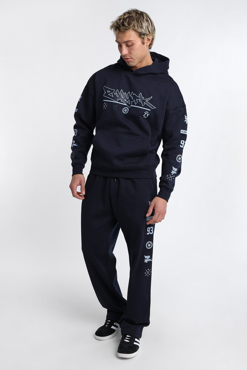 Zoo York Contrast Logo Hoodie Zoo York Contrast Logo Hoodie