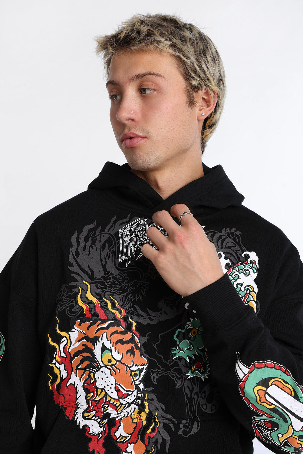 Arsenic Dragon & Tiger Graphic Hoodie Arsenic Dragon & Tiger Graphic Hoodie