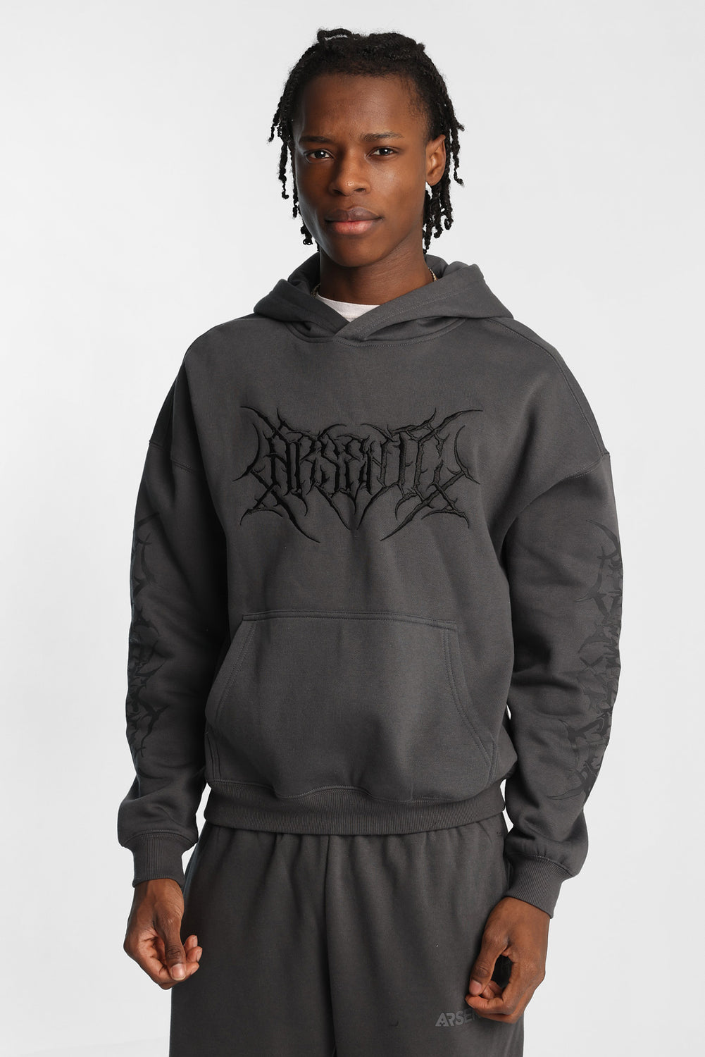 Arsenic Embroidered Hoodie Haut à capuchon brodé Arsenic - West49