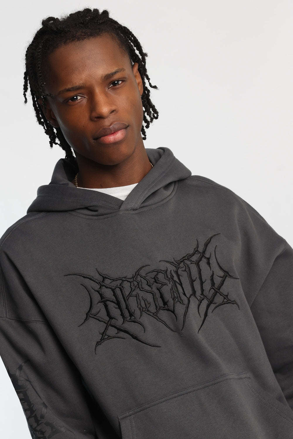 Arsenic Embroidered Hoodie Haut à capuchon brodé Arsenic - West49