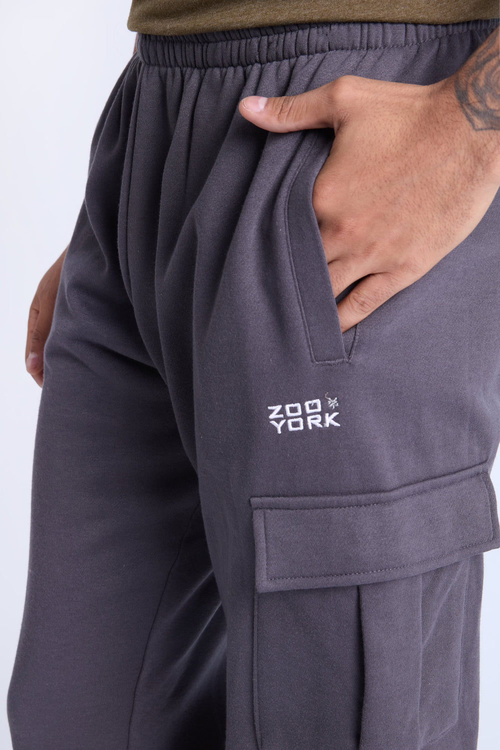 Zoo York Mens Cargo Sweatpant Zoo York Mens Cargo Sweatpant