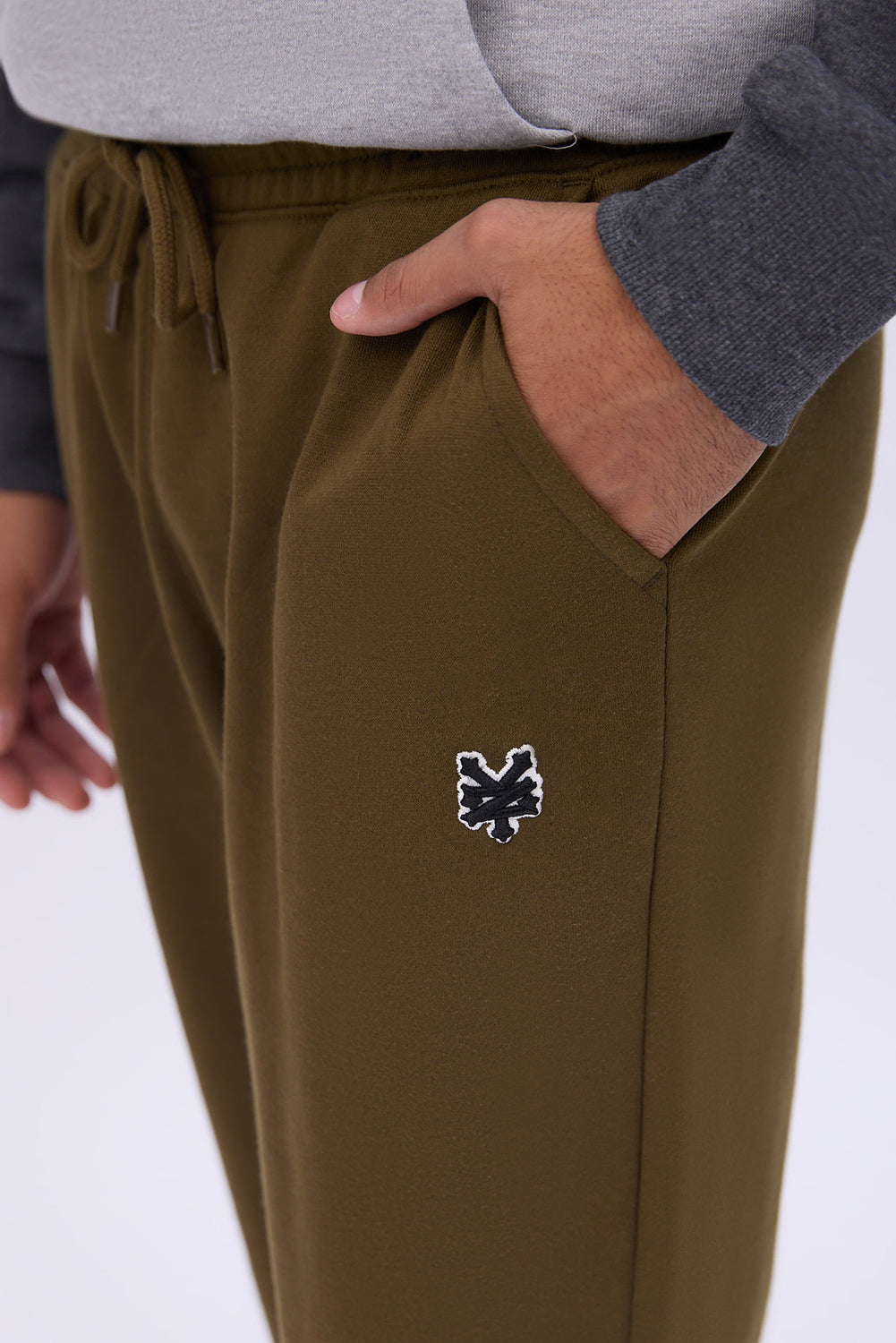 Jogger en molleton logo brodé Zoo York homme Jogger en molleton logo brodé Zoo York homme