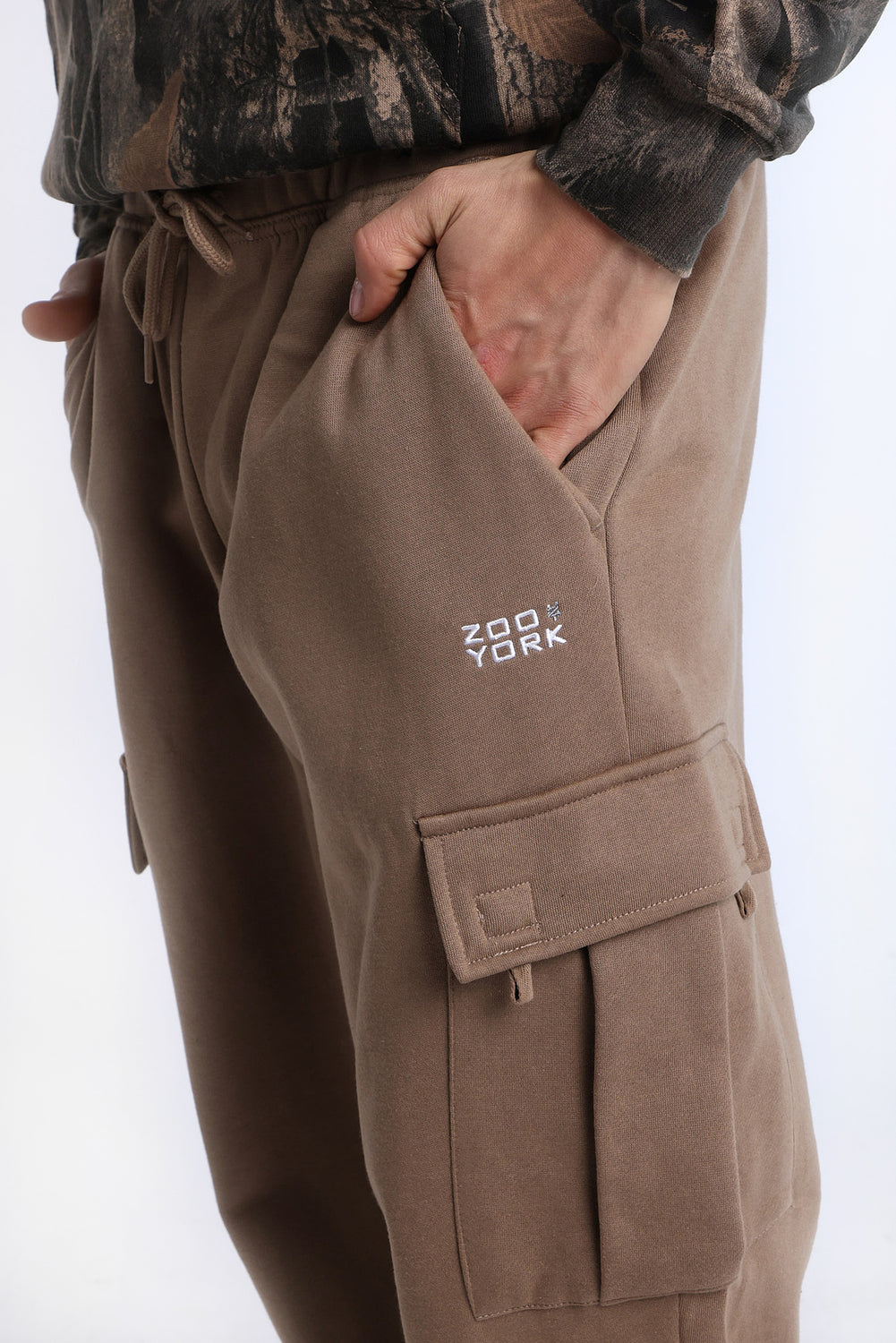 Zoo York Cargo Straight Leg Sweatpants Zoo York Cargo Straight Leg Sweatpants