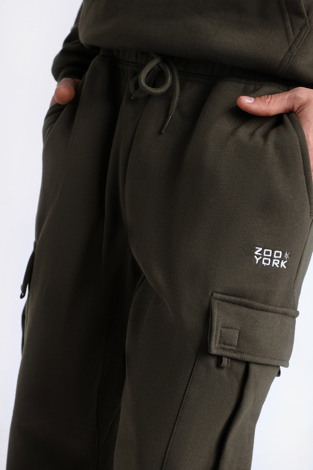 Zoo York Cargo Straight Leg Sweatpants Zoo York Cargo Straight Leg Sweatpants