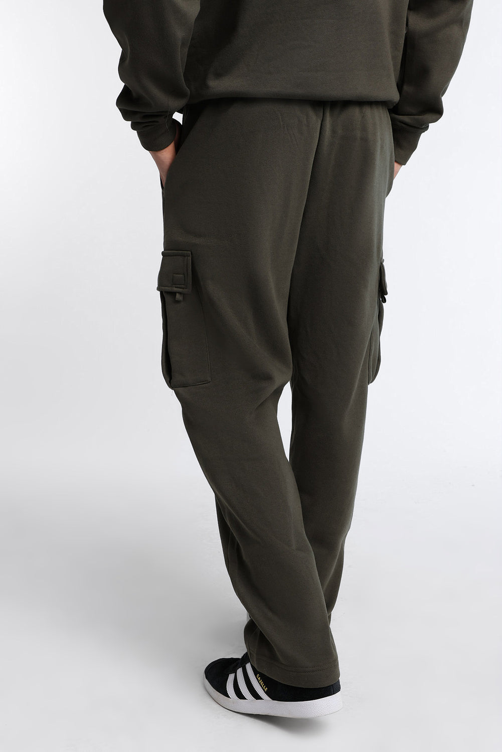 Zoo York Cargo Straight Leg Sweatpants Zoo York Cargo Straight Leg Sweatpants