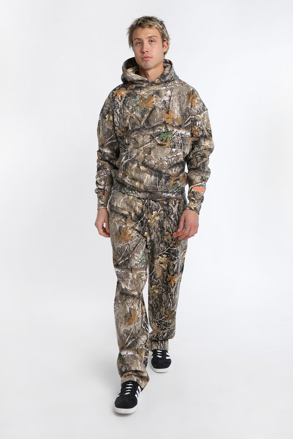 Zoo York Embroidered Logo Tree Camo Straight Leg Sweatpants Zoo York Embroidered Logo Tree Camo Straight Leg Sweatpants