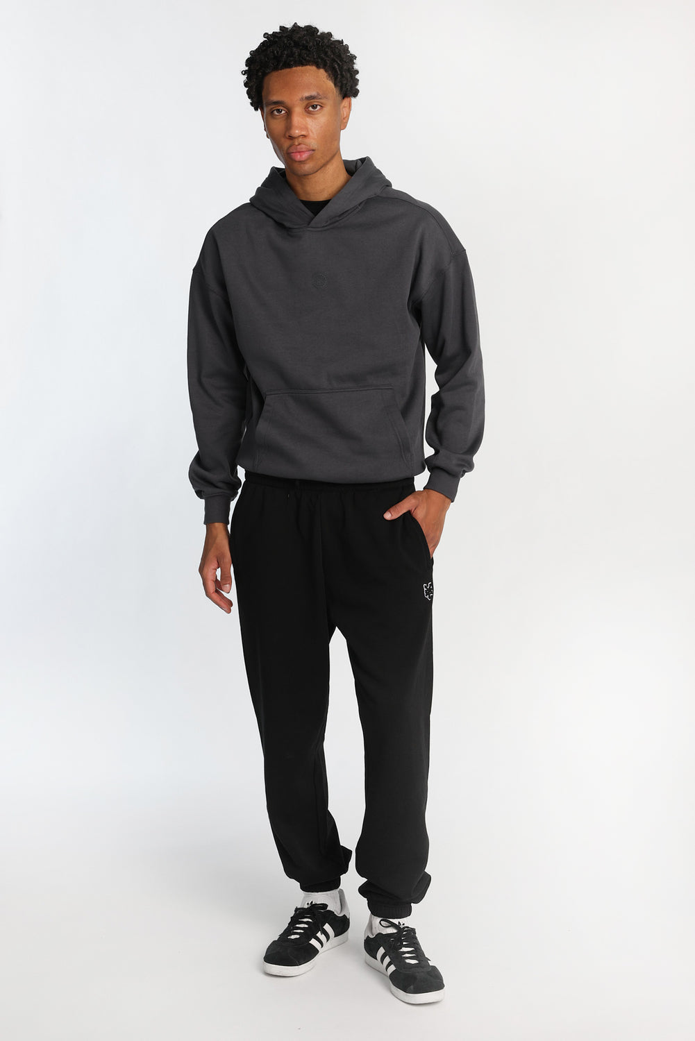 Zoo York Embroidered Logo Sweatpants Zoo York Embroidered Logo Sweatpants